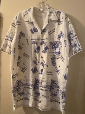 White & Blue Tropical Print Short-Sleeve Shirt